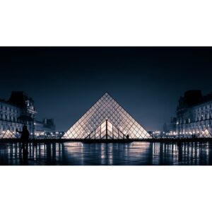 Pyramide du Louvres